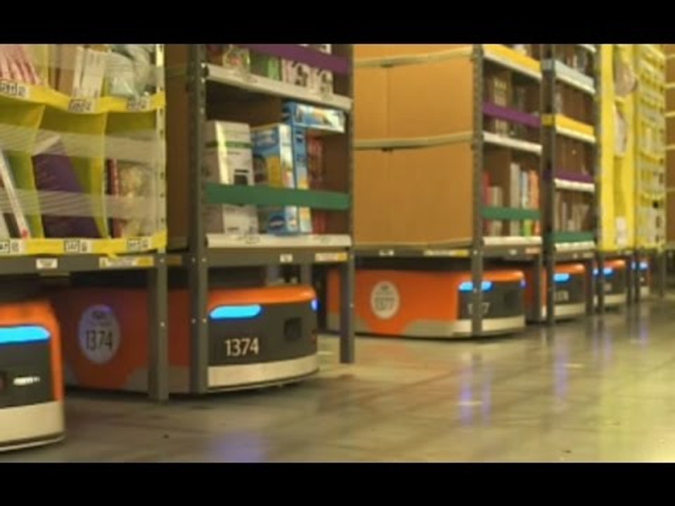 Amazon, robots para acelerar compras navideñas