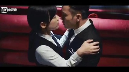 【橙红年代】陈伟霆 马思纯剧中激情吻戏被删减的部分，这一吻，成了吻界杠把子！！