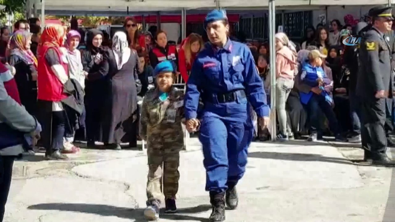 Batman şehidi Uzman Çavuş Neşet Gök son yolculuğuna uğurlanıyor