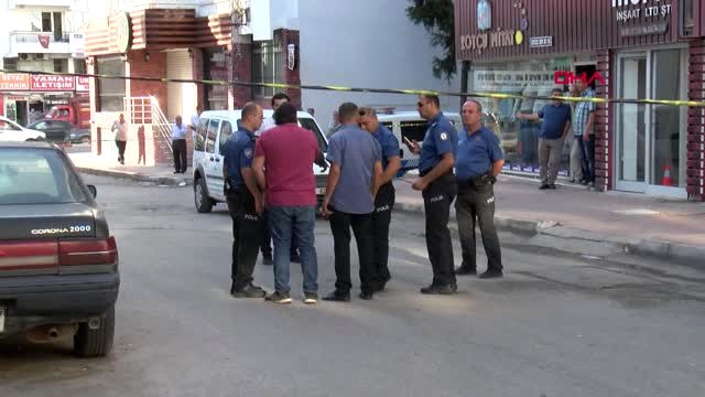 Antalya Ayrılmak İstediği Erkek Arkadaşı Tarafından Oğlunun Gözü Önünde Öldürüldü