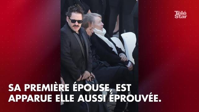 PHOTOS. Hommage à Charles Aznavour : sa femme Ulla et ses enfants soutenus et réconfortés pendant la cérémonie