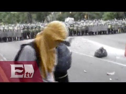 Golpean a diputados opositores en Venezuela / Ingrid Barrera