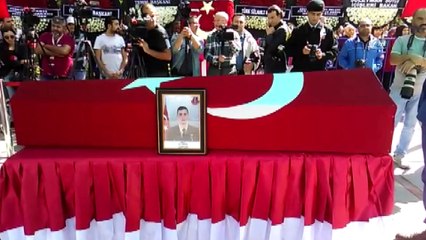 Batman şehidi Uzman Çavuş Ali Hekim son yolculuğuna uğurlanıyor