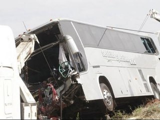 Descarrila autobús en Sinaloa