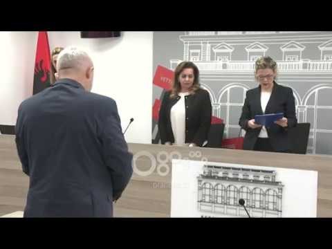 Ora News - Pasuria lë në klasë gjyqtarin e Administratives së Shkodrës, shkarkohet nga detyra