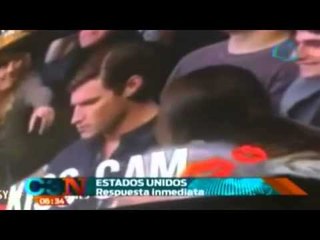 VIDEO: Mujer toma 'venganza' tras ser rechazada por su novio en la 'Kiss Cam'