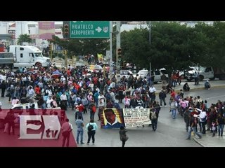 Sección 22 mantiene bloqueos carreteros en Oaxaca / Yazmín Jalil