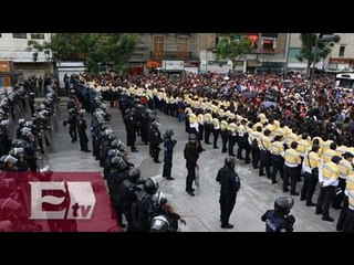 Download Video: Granaderos impiden que CNTE llegue al Zócalo /  Mariana H