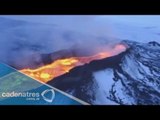 Un volcán en erupción deja espectacular río de lava en Islandia