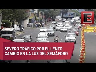 Complicada circulación vehicular en avenida Patriotismo