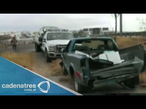 12 vehículos afectados por choque en la México-Querétaro