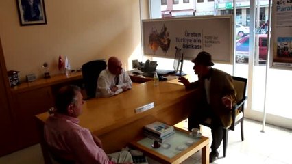 Manisa'da 82'lik İhtiyardan TSK'ya 100 Bin TL Bağış