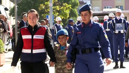 Uzman Çavuş Neşet Gök'ün cenazesi törenle toprağa verildi - ESKİŞEHİR