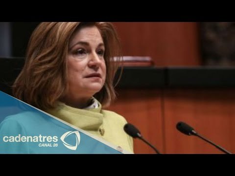 Arely Gómez titular de la PGR