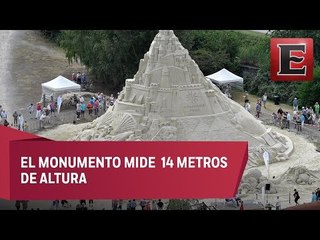 Construyen en Alemania gigantesco castillo de arena