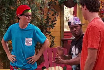 Liv And Maddie 1x17 Howl-a-Rooney