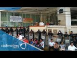 Intento de desalojo en juzgados judiciales en Guerrero