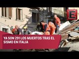 Bomberos continúan buscando sobrevivientes tras sismo en Italia