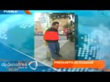 Golpean a presunto acosador de mujeres en Puebla