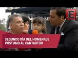 Desfile de fans en Bellas Artes para despedir a Juan Gabriel