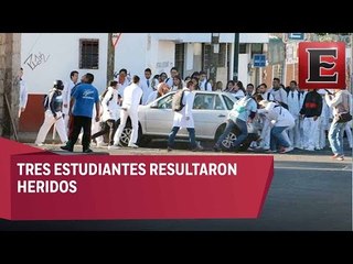 Estudiantes se enfrenta a paristas en la Universidad Michoacana