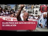 Miles de jubilados marchan en las calles de  Grecia