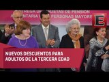 Gobierno de Mancera ha beneficiado a 420 mil adultos mayores con tarjeta de pensión alimentaria
