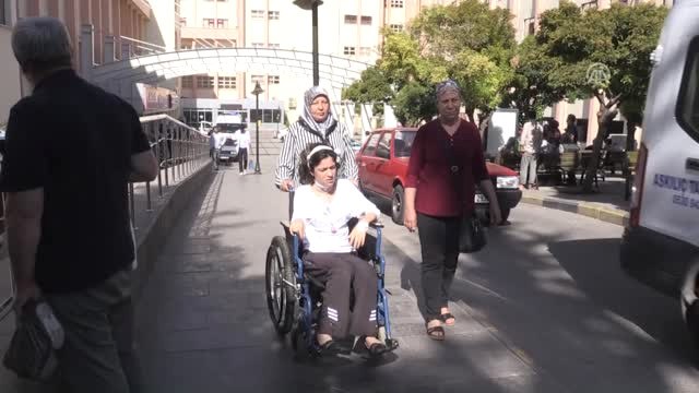 Boşanma Aşamasındaki Eşini Darbetti