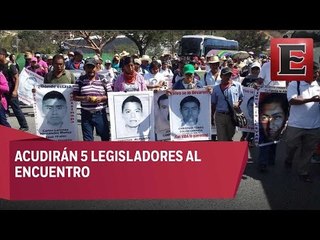 Padres de los 43 normalistas desaparecidos serán recibidos por diputados