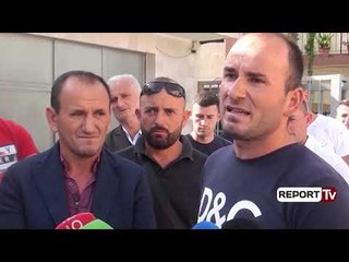 Report Tv-Rezultatet e dobëta të fëmijëve në shkollë, banorët e Papërit në Elbasan në protestë