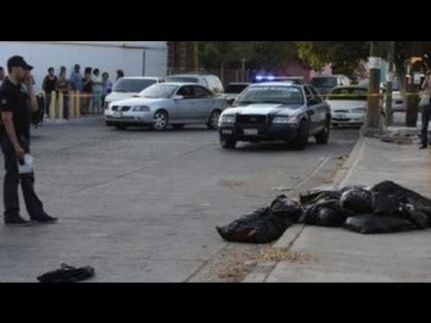 Autoridades encuentran 11 bolsas con restos humanos en Azcapotzalco