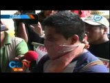 VIDEO: Normalistas y policías se enfrentan en Tixtla, Guerrero