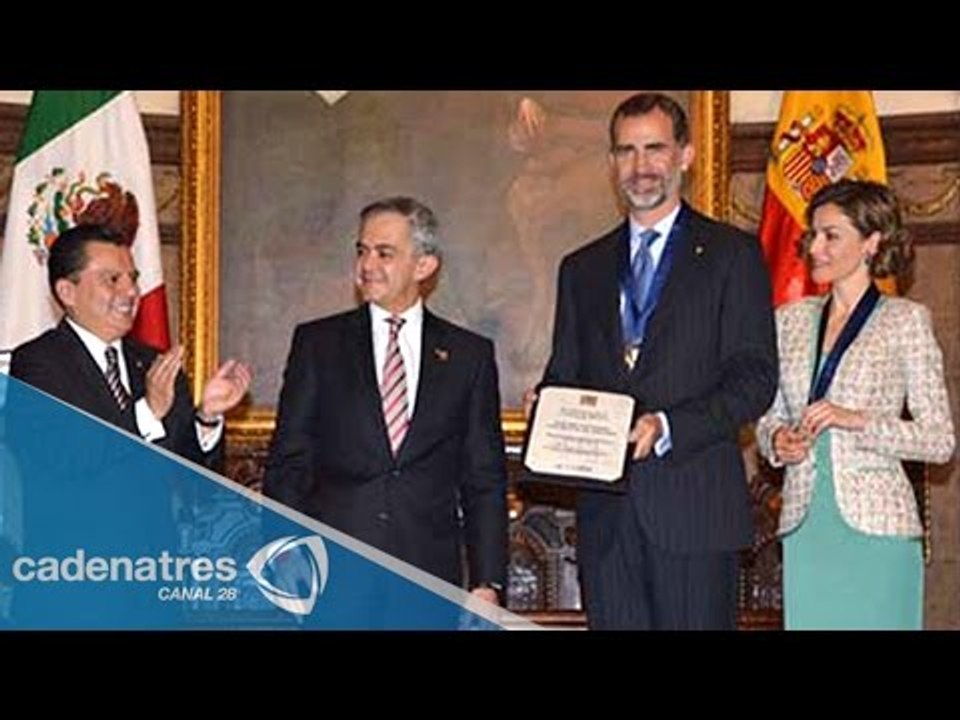 GDF entrega las llaves de la Ciudad a los Reyes de España