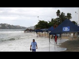 Suspenden clases en Colima por huracán Carlos