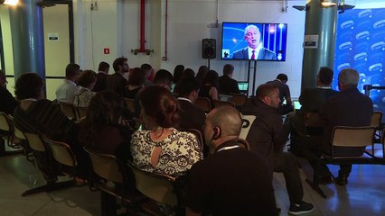 Bolsonaro da entrevista durante debate y molesta a sus rivales