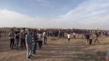 Gazze'deki Büyük Dönüş Yürüyüşü Gösterileri Devam Ediyor (5)