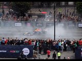 Capitalinos disfrutan de la Fórmula 1 en el Zócalo