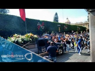 Multitud enfurecida ataca ayuntamiento al darle fianza a delincuente en Celaya,Guanajuato