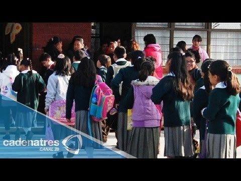 Nervios y compras de última hora en el regreso a clases en el DF
