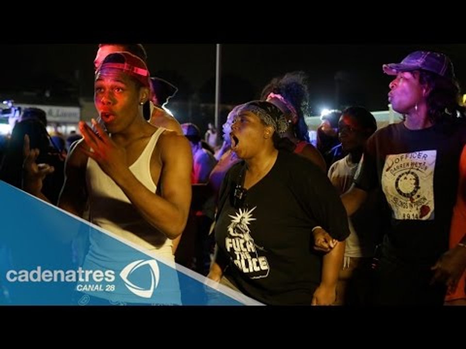 Tiroteo ensombrece manifestaciones pacíficas en Ferguson, EU
