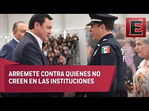 Osorio Chong critica a detractores de las Fuerzas Armadas