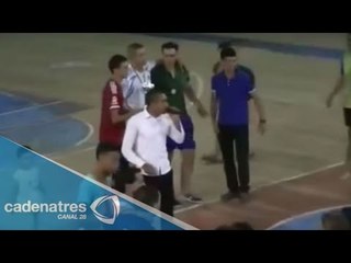 Presentador de TV muere en plena transmisión, ¡víctima de un infarto!
