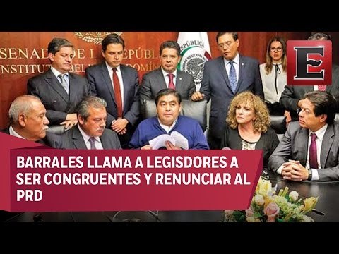 Doce senadores dejan el grupo parlamentario del PRD