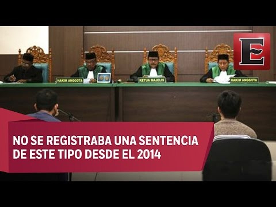 Pareja homosexual recibe condena de 85 golpes en Indonesia