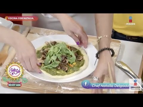 Cocina vegana: pizza a la parrilla con pesto y vegetales | Sale el Sol