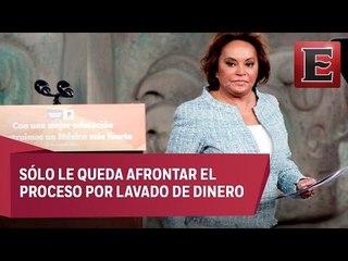 Elba Esther Gordillo libra el delito de defraudación fiscal