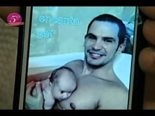 No lo cuentes. Julio Camejo es un  papá amoroso