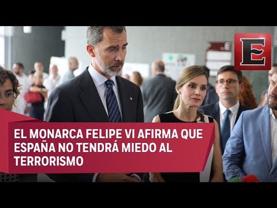 Reyes de España visitan a víctimas del atentado de Barcelona