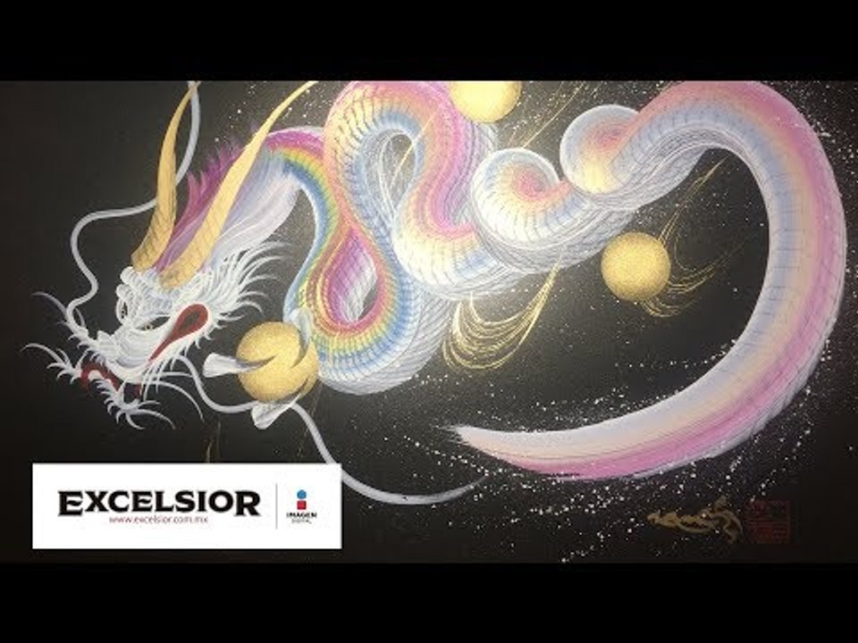 Artista japonés pinta dragones con sólo una pincelada