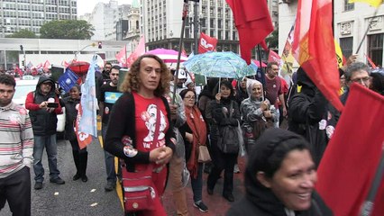 Seguidores de Haddad marchan a dos días de elecciones en Brasil